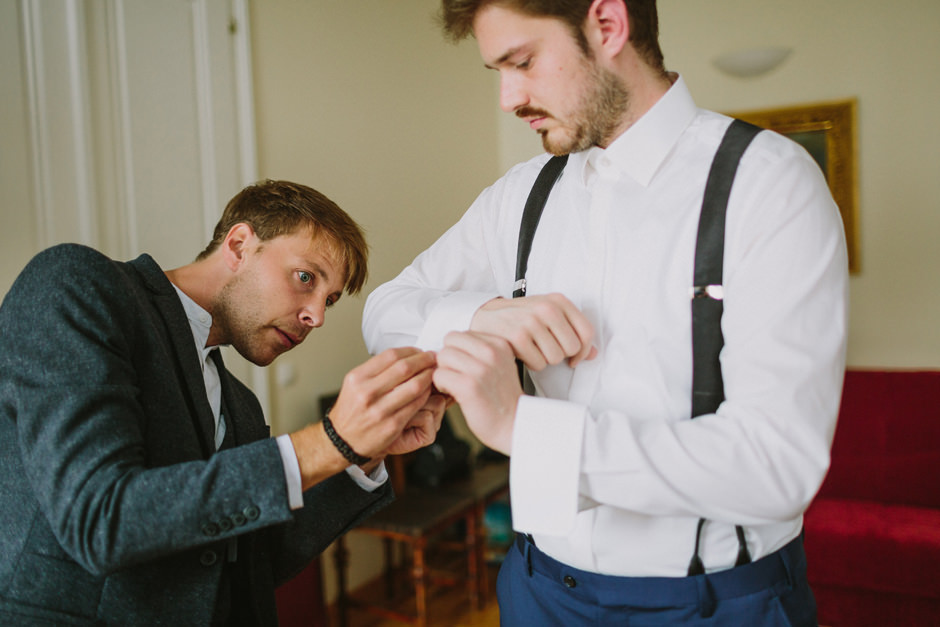 cuff links groom help